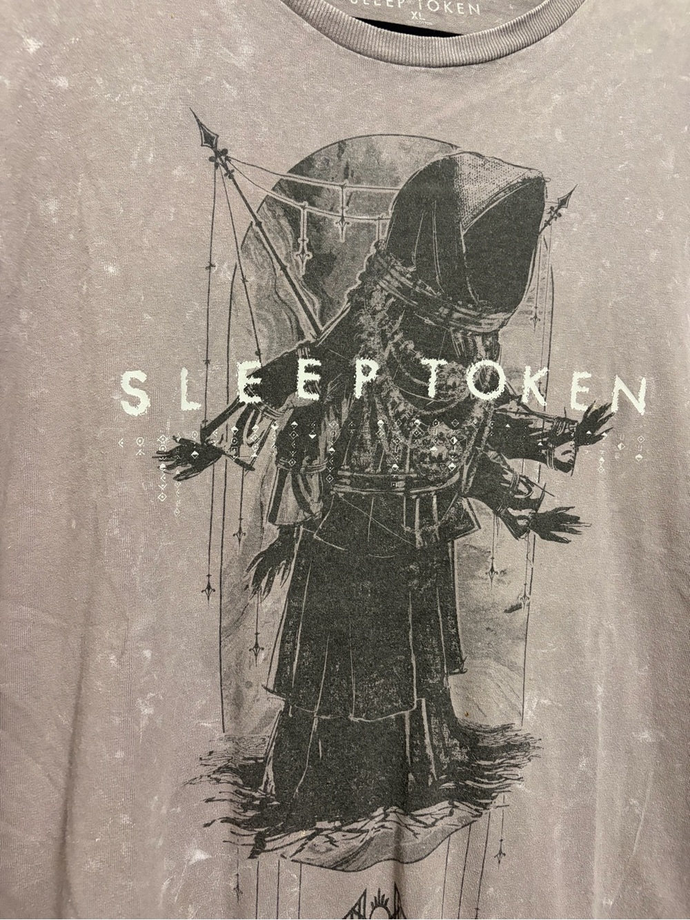 Sleep Token Graphic Short-Sleeve Tee in Dusty Gray